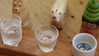 SAKE FLIGHT（サケフライト）はタイプ診断で好みの日本酒が少量パウチで届くサブスク